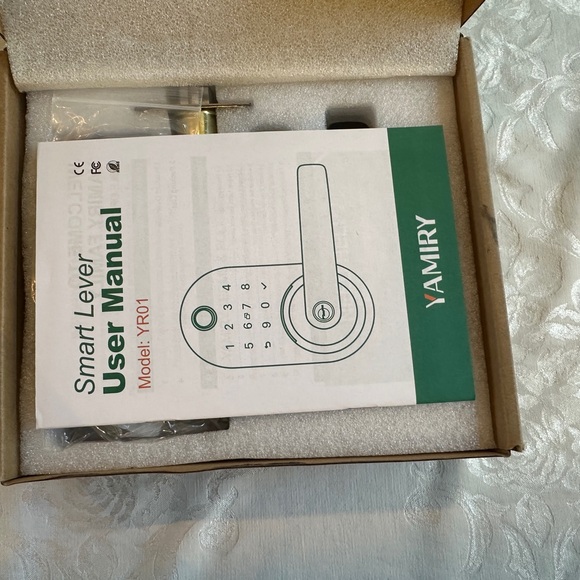 Yamiri Smart Lever with Handle-Keyless Entry Door Lock Fingerprint New In Box - Picture 2 of 5